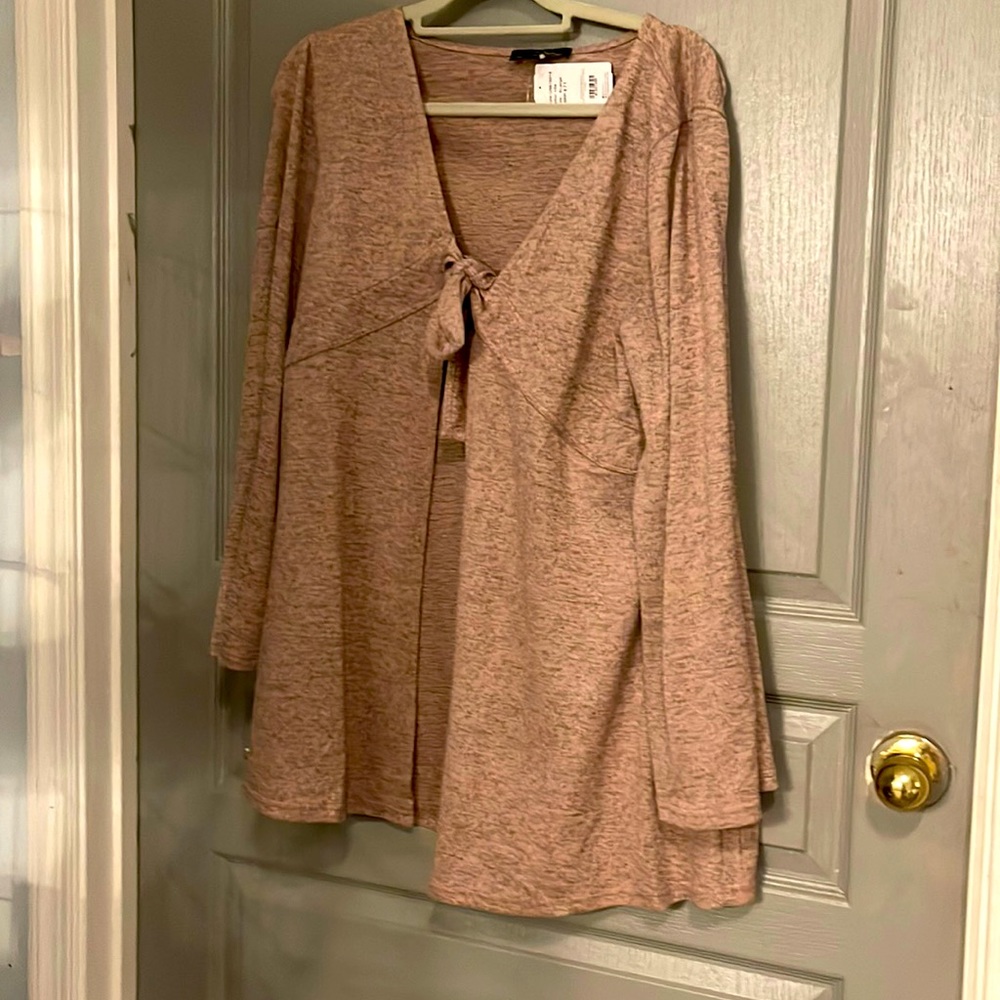 Blush colored Suzanne Berto tie cardigan